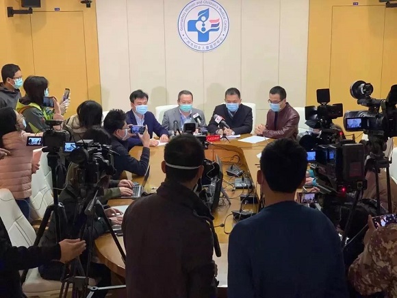 易坦静 || 多项治疗措施并举，广州首位“新冠”肺炎患儿成功治愈出院